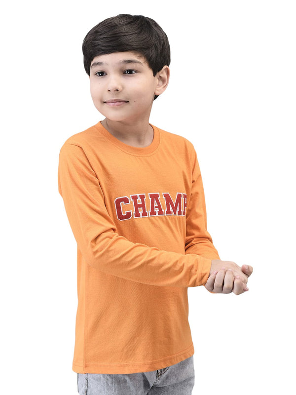 Champ Varsity Patch Tshirt - trenz
